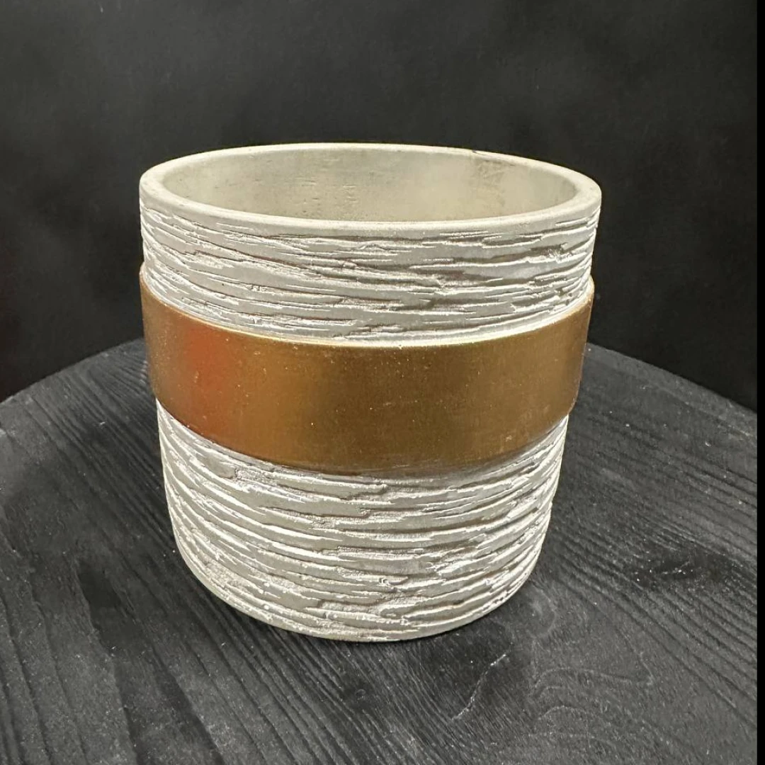 ADO0323